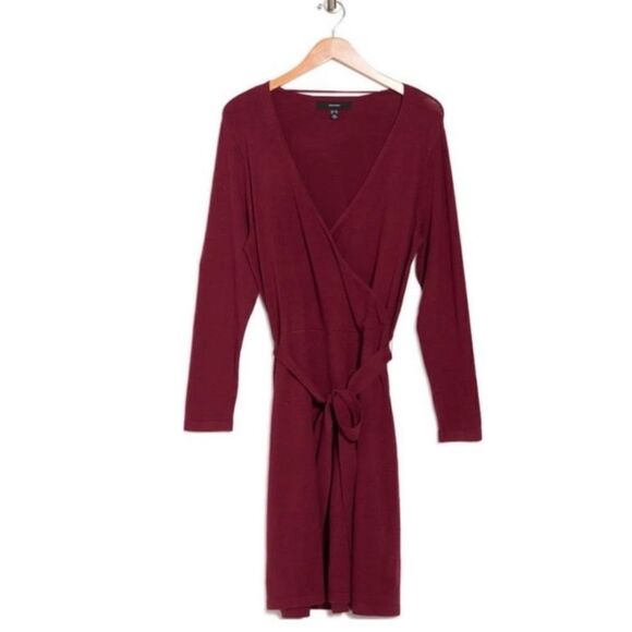 Long Sleeve Wrap Dress‎ - Picture 6 of 7